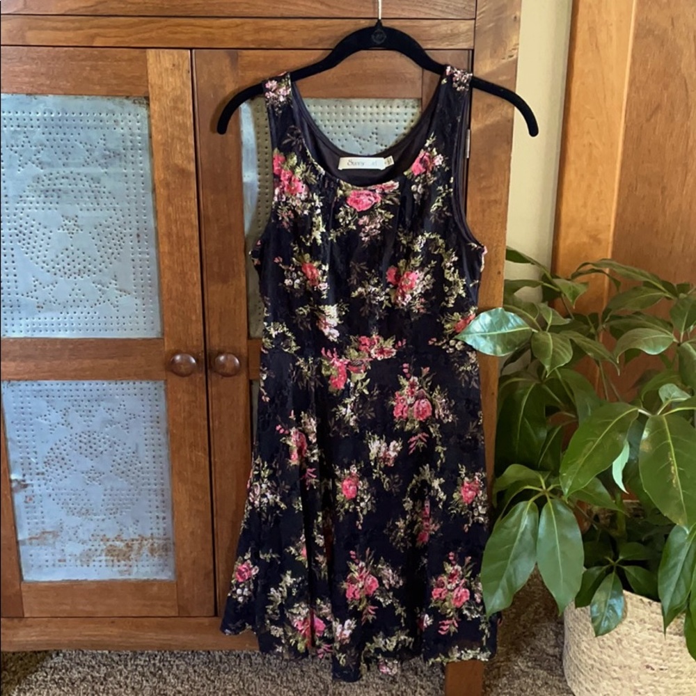 Lace floral tank dress